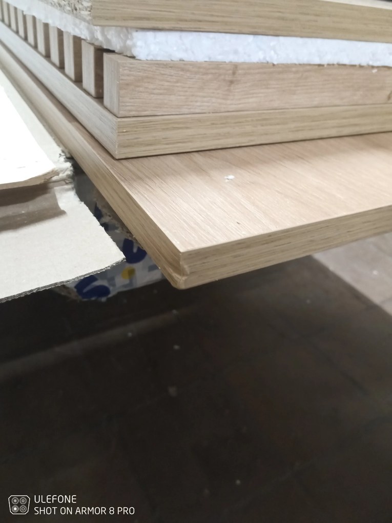 AKCIA Nástenný TV stolík ENTSIAN 150x40cm, dub artisan II. akosť