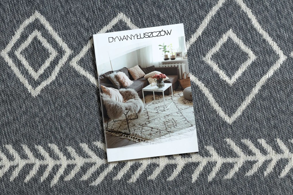 Obojstranný šnúrkový ekologický koberec TWIN 23000 Boho, so strapcami, antracit - krémový