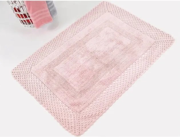 Ružová ručne tkaná kúpeľňová predložka z prémiovej bavlny Lizz, 55 x 72 cm