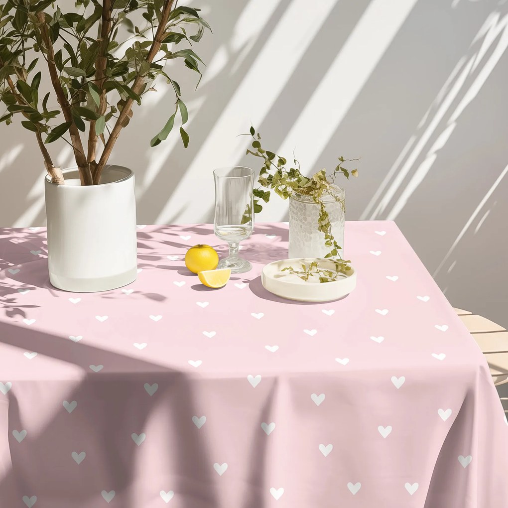 Goldea hranatý obrus 100% bavlnené plátno - srdiečka na púdrovo ružovom 80 x 80 cm