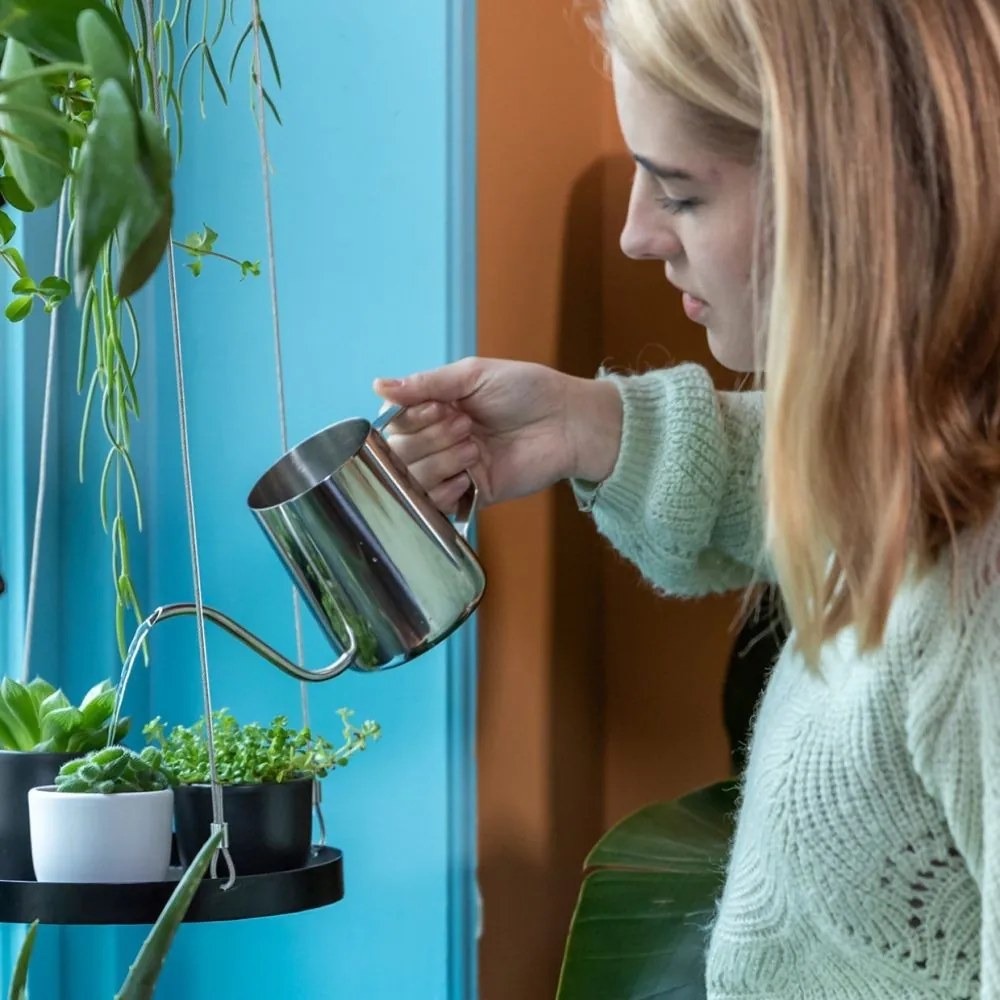Dekoratívna oceľová kanvica Escher 0,5 l strieborná