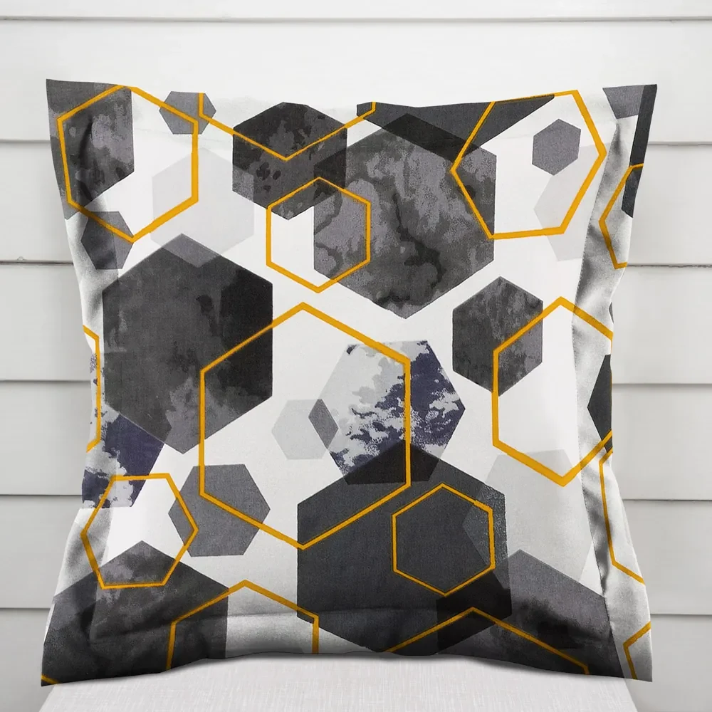 Biante Bavlnená obliečka na vankúš s lemom Sandra SA-568 Sivo-modrofialové mramorové hexagóny na bielom 40 x 40 cm