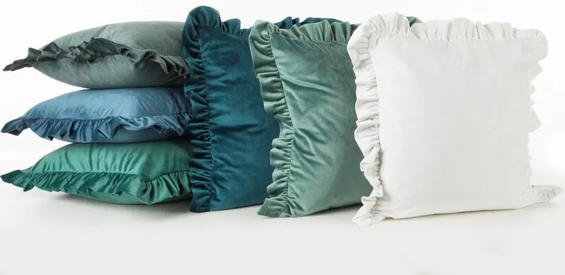 Dekorstudio Dekoračná obliečka na vankúš VELVET25 v striebornej farbe
