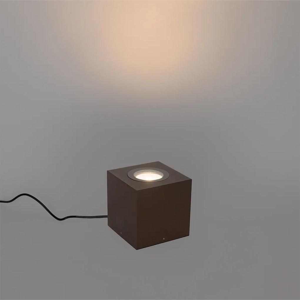 Priemyselné záhradné reflektorové svetlo hrdzavohnedé štvorcové IP65 AR111 - Lennard