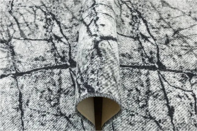 Metrážny koberec Grain 19 sivý