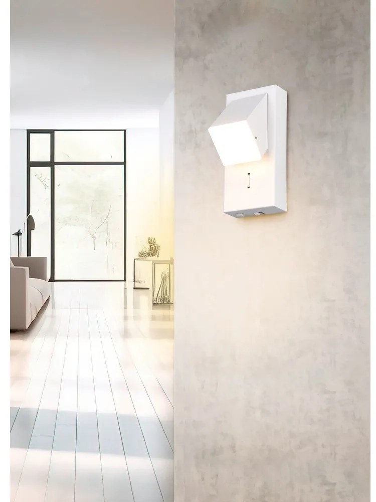 Biele LED nástenné svietidlo Raglan – Trio