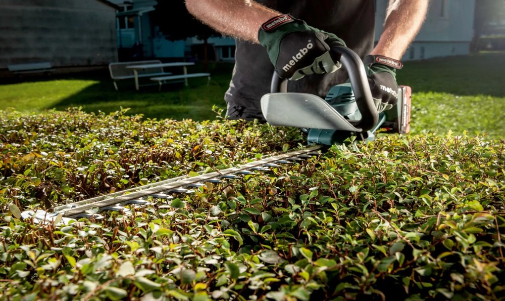 Metabo AHS 18-65 V Aku nožnice na živý plot (18V/bez aku) 600467850