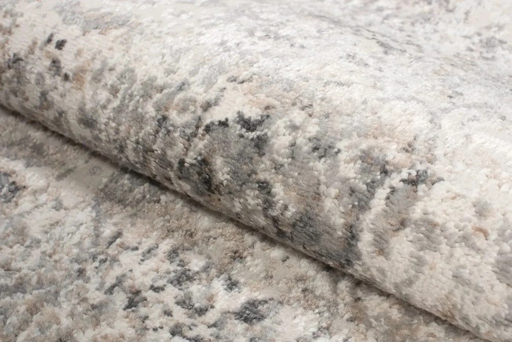 TA Koberec D173A L.GREY VIZON VALLEY Rozmer: 140x200 cm