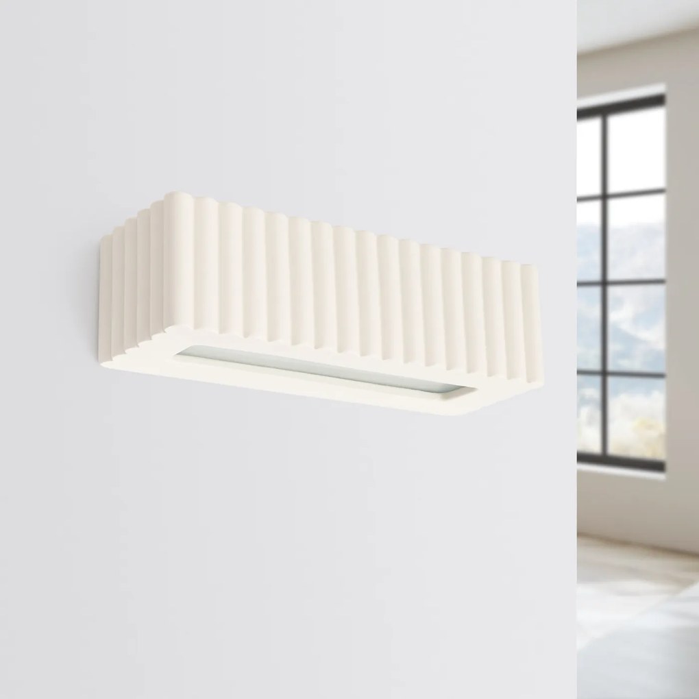 Nástenné svietidlo Rigata, 1x béžové keramické tienidlo