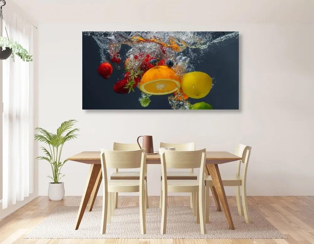 Obraz pád ovocia do vody - 100x50