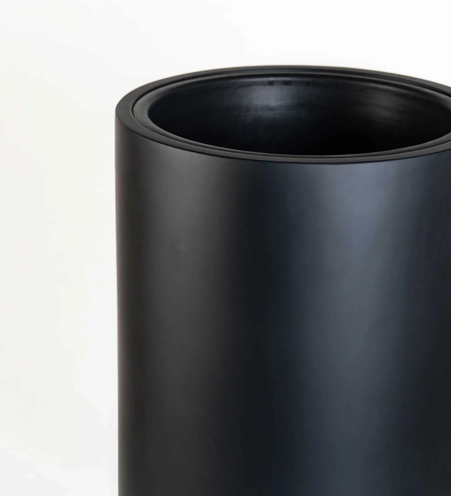 Vysoký kvetináč SOLERIO, sklolaminát, výška 120 cm, čierna