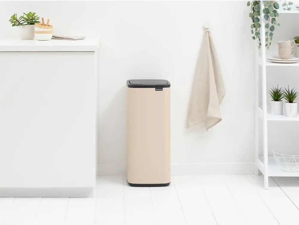 Béžový dotykový oceľový odpadkový kôš 30 l Bo Touch – Brabantia