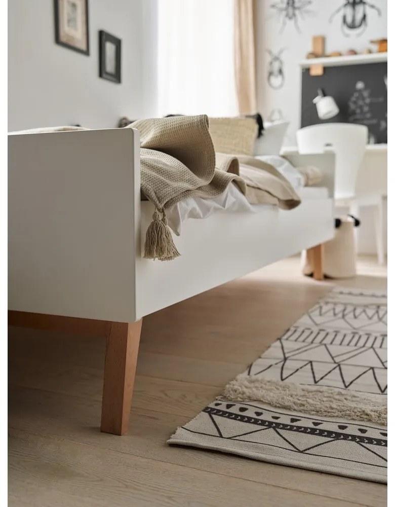 Biela detská posteľ 120x200 cm Swing – Pinio