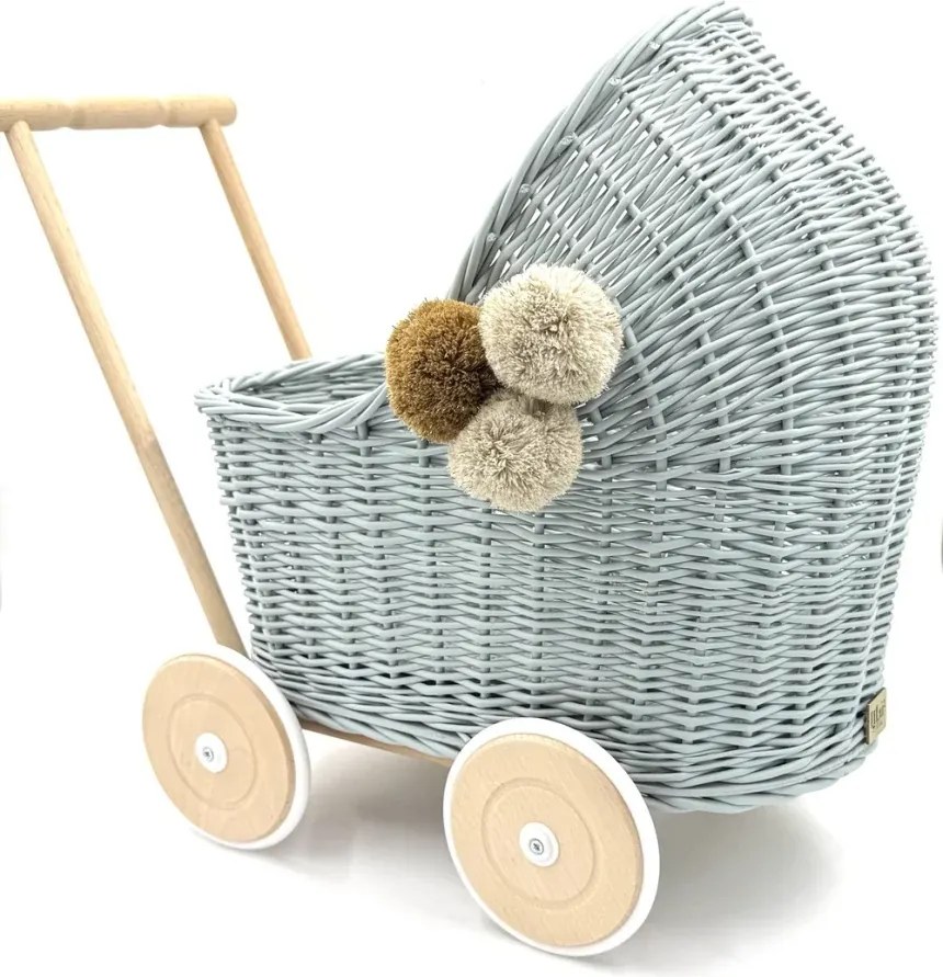 Prútený kočík pre bábiky mätová