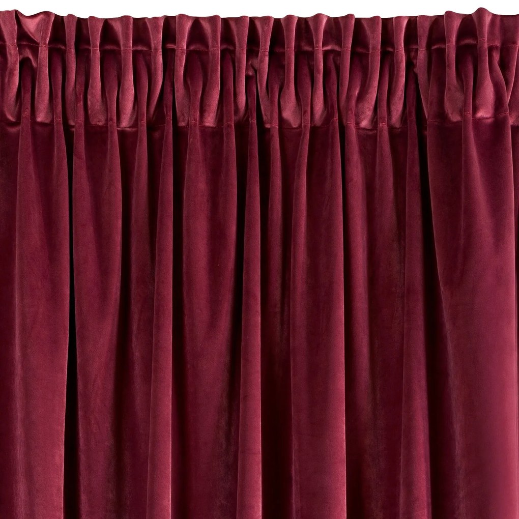 ZATEMŇOVACÍ ZÁVES NA PÁSKE RIA 140X270 CM BORDOVÁ