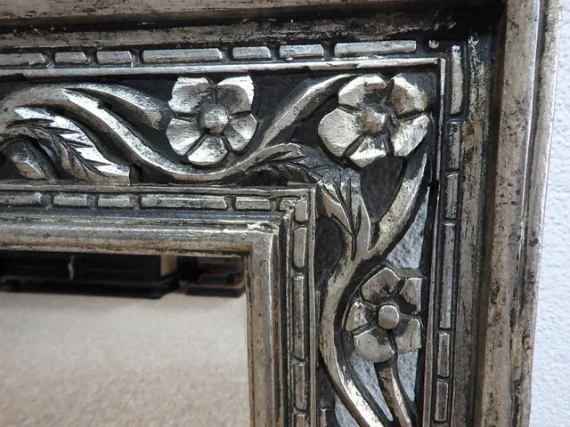 Zrkadlo ORCHID strieborné, exotické drevo, ručná práca, 60 x 50 cm