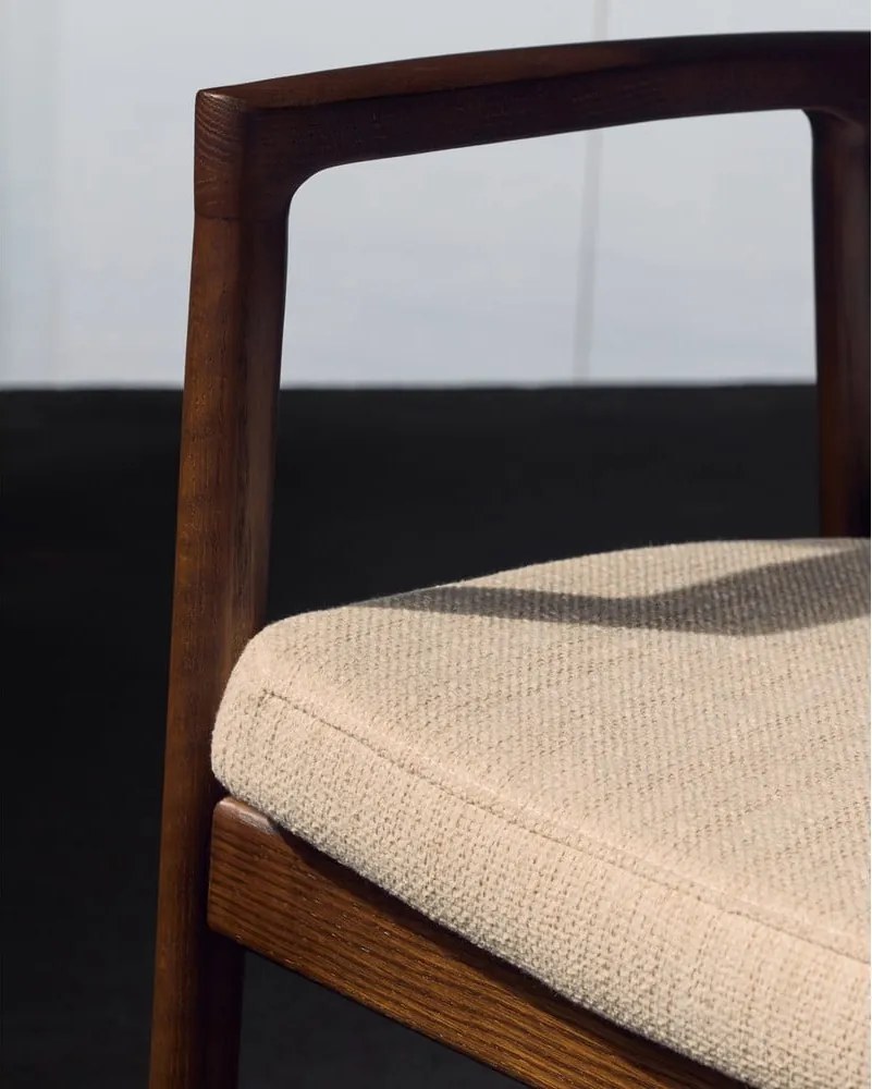 Hnedá jedálenská stolička Alocs – Kave Home