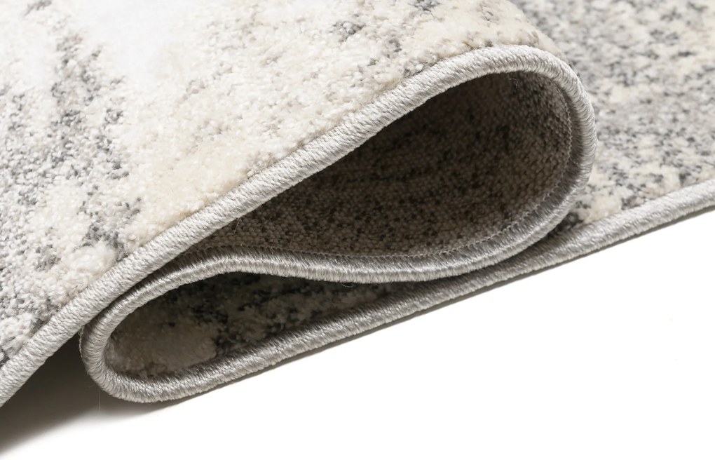 TA Koberec 2017 1 825 ARIA Rozmer: 140x200 cm