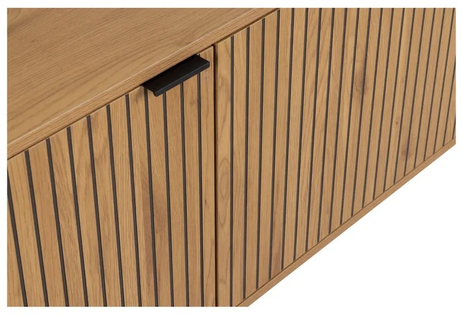 Nízka komoda v dekore duba v prírodnej farbe 180x70 cm Jaipur – Actona