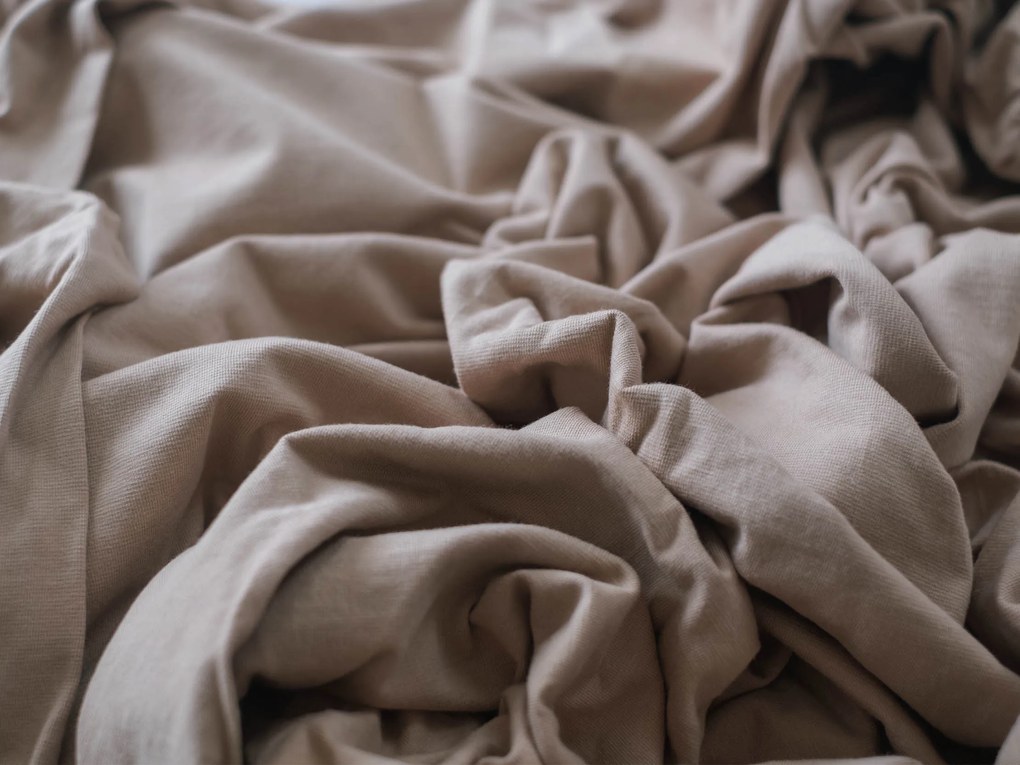 Jersey plachta s elastanom Deluxe 140 × 200 cm – hnedá