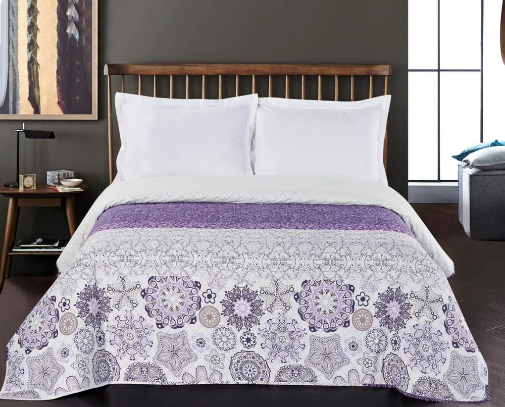 Obojstranný prehoz na posteľ DecoKing Alhambra fialový/biely