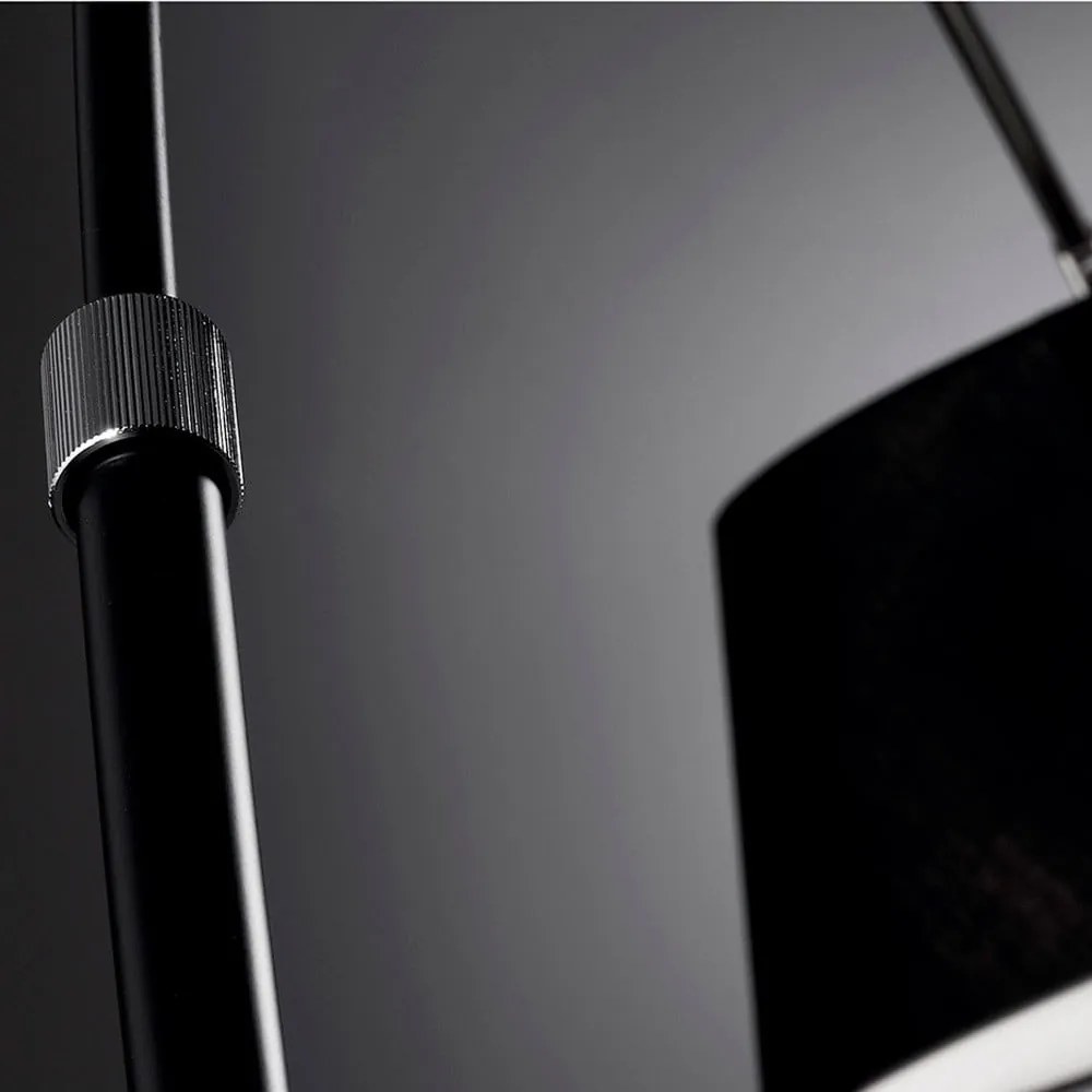 Čierna stojacia lampa s textilným tienidlom (výška 189 cm) May – Kave Home