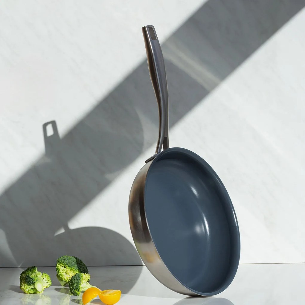 Panvica s titánovým povrchom Ø 22 cm H: 5 cm - Sirius Terra Multi-layer Lunasol - 601205