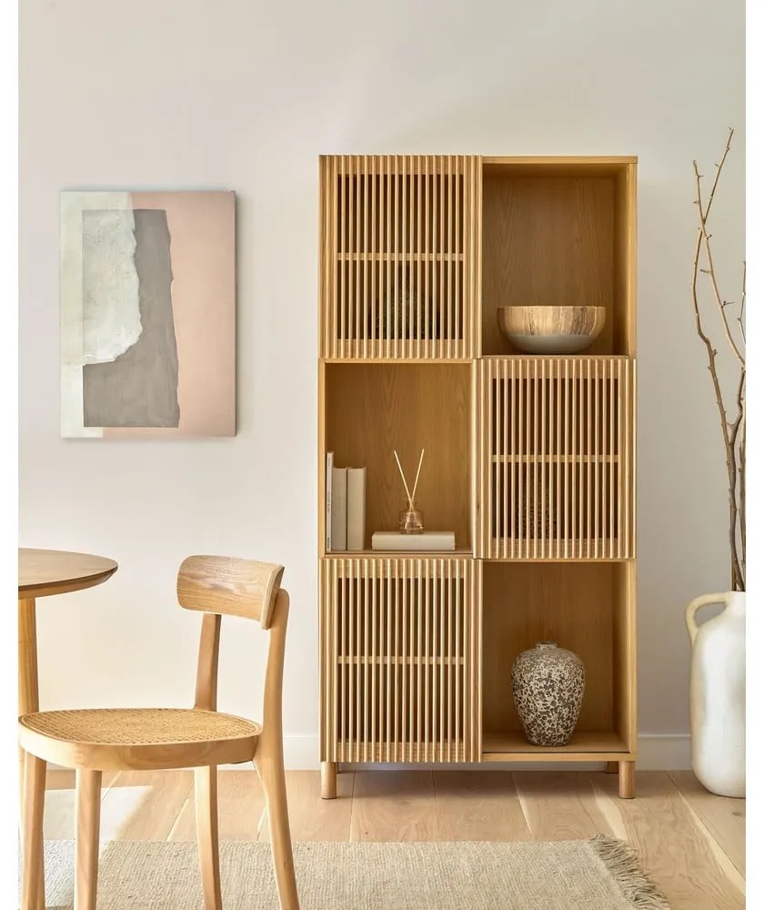 Knižnica v dekore duba s posuvnými dverami v prírodnej farbe 85x170 cm Beyla – Kave Home