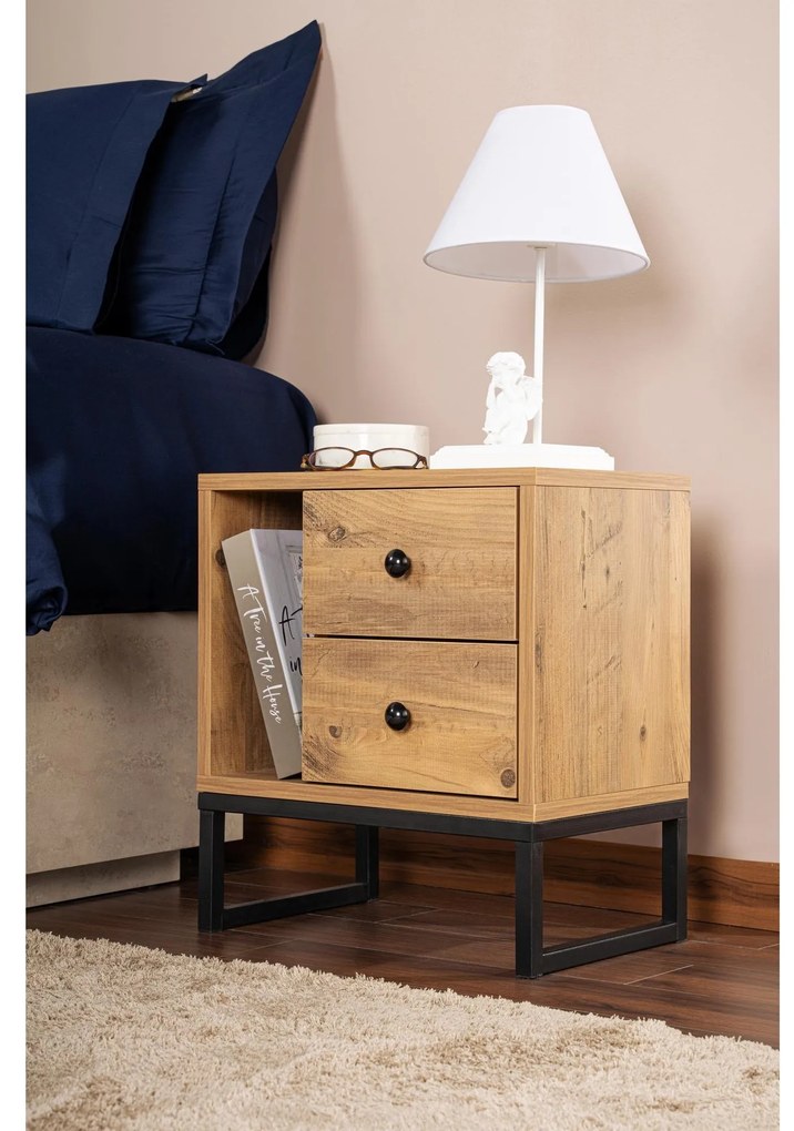 Nočný stolík Glimarolla (borovica atlantická + čierna). Akcia -29%. Vlastná spoľahlivá doprava až k Vám domov. 1106610