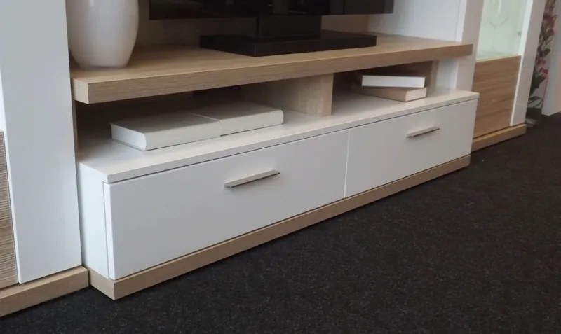 Obývacia stena Caracas Media, dub/biely lesk, s osvetlením