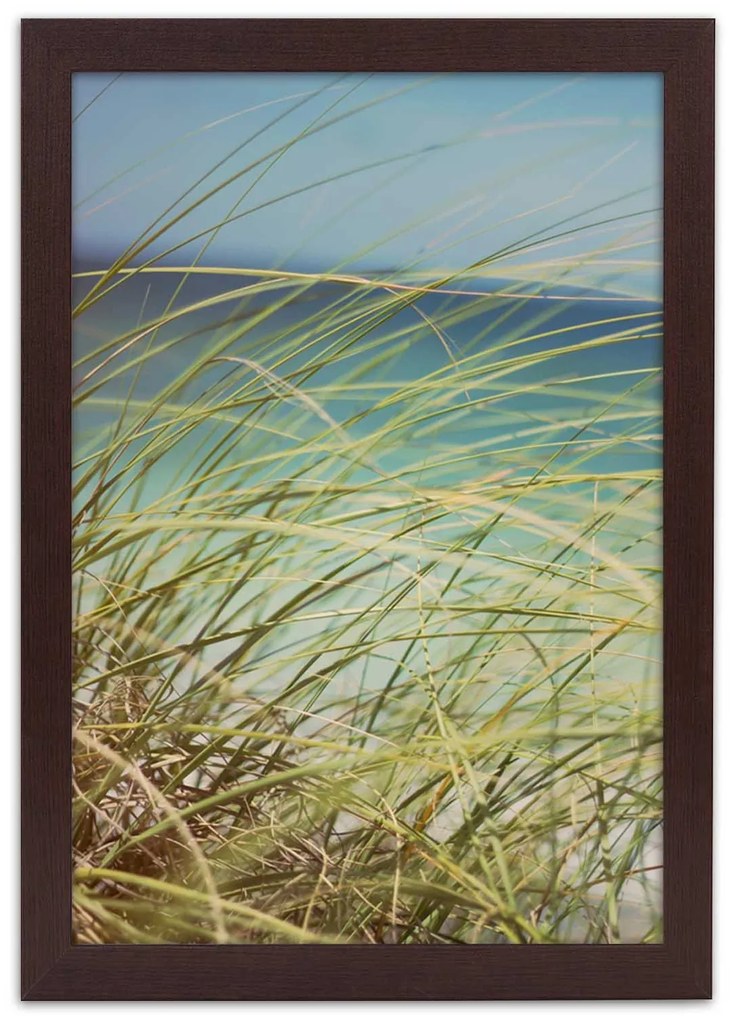 Gario Plagát Zelené trávy na pozadí mora Farba rámu: Bez rámu, Rozmery: 30 x 45 cm