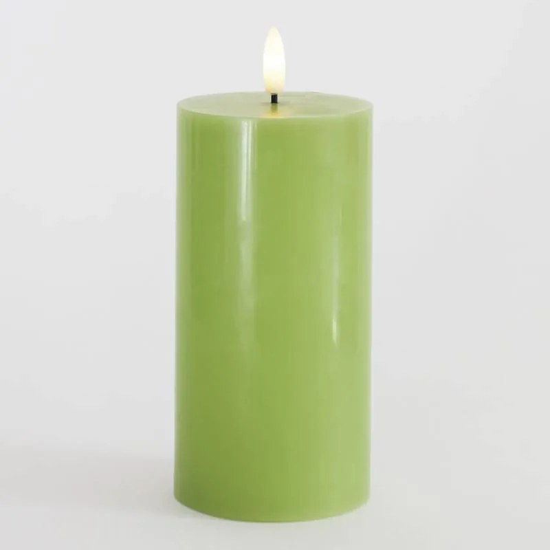 SIRIUS LED vosková sviečka Sille, jablkovo zelená, 7,5 x 15 cm