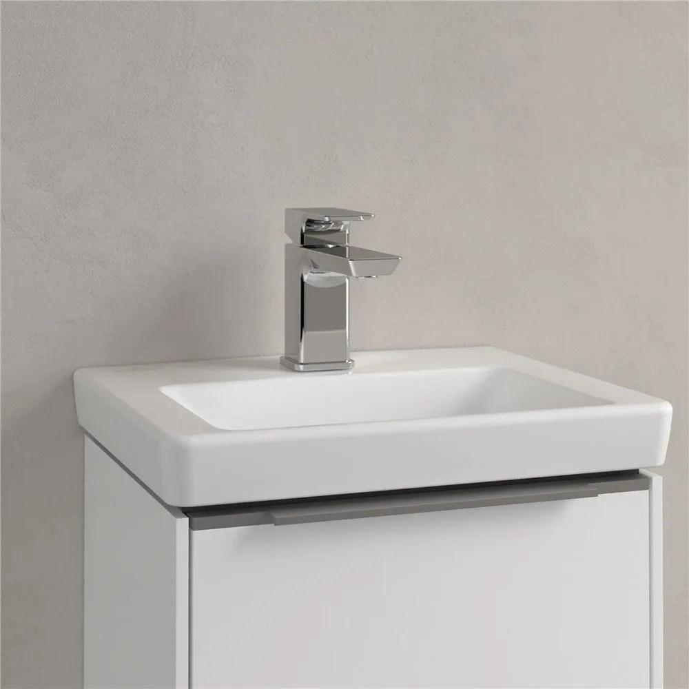 VILLEROY &amp; BOCH Subway 3.0 závesné umývadielko s otvorom, bez prepadu, 370 x 305 mm, Stone White, s povrchom CeramicPlus, 437038RW