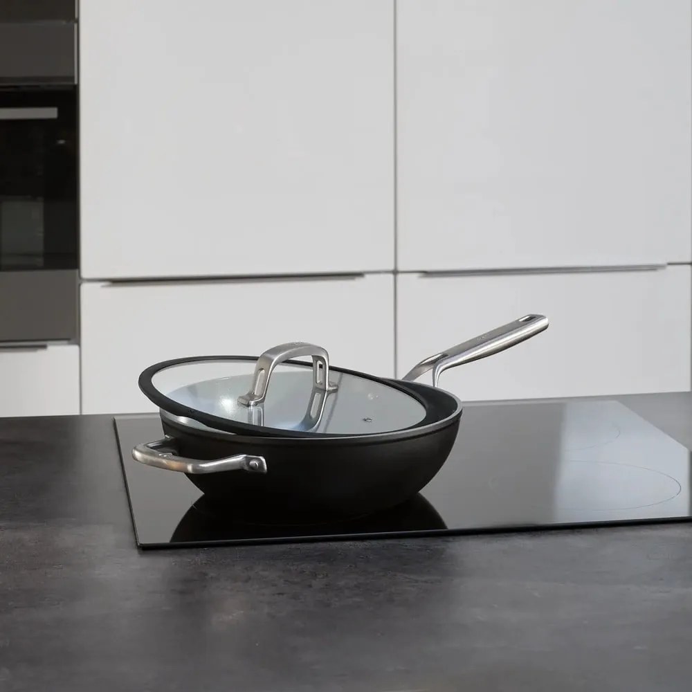 Wok panvica s pokrievkou/s keramickým povrchom ø 28 cm Meda 3.0 – FABINI