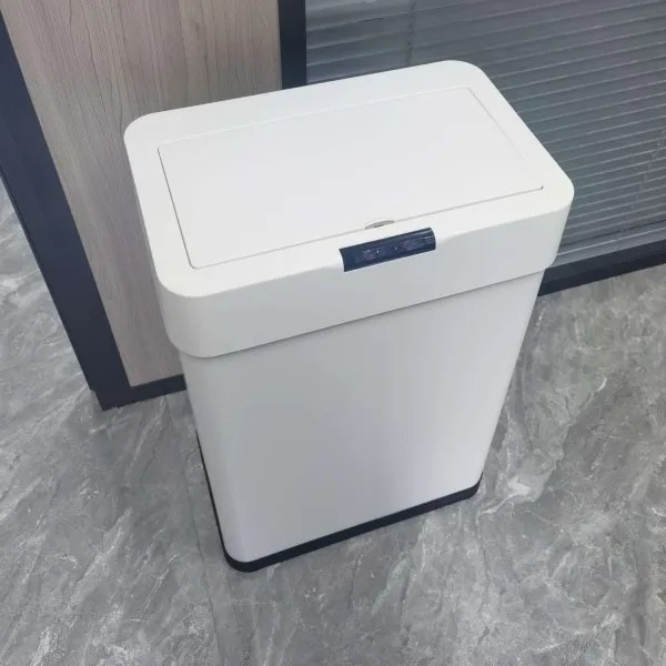Automatický bezdotykový odpadkový kôš Daytona 60 l – biely