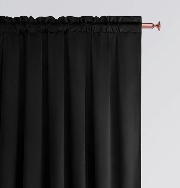 Elegantný zamatový čierny záves 140 x 280 cm
