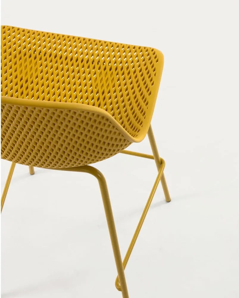 Okrovožltá kovová/plastová záhradná barová stolička Quinby – Kave Home