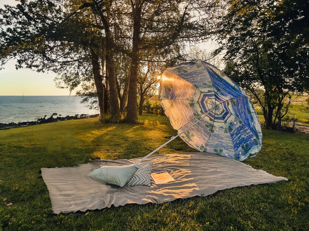 Modro-biely slnečník SOLSTICE 180 cm