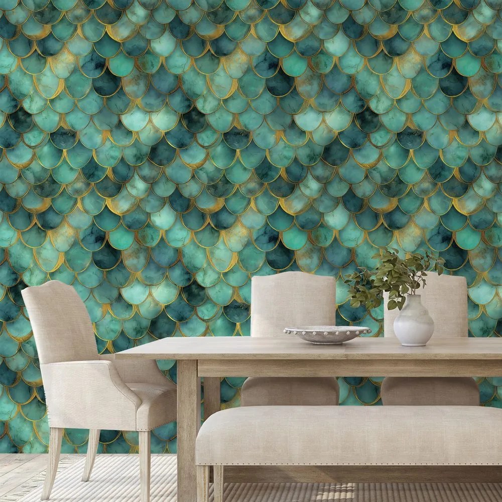 Tapeta zelené morské šupiny so zlatým nádychom