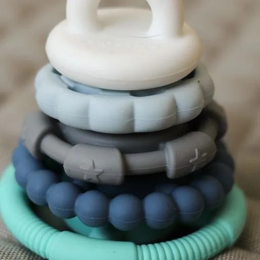 Skladacia pyramída s hryzadielkami, oceán