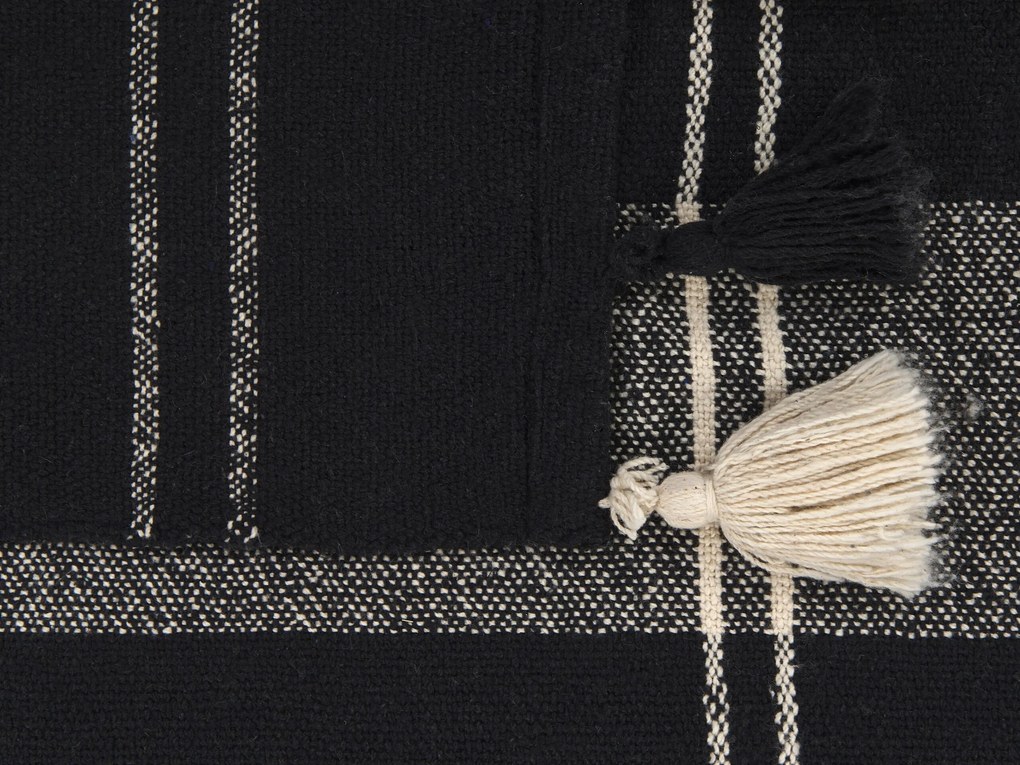 Bavlnená deka 130 x 170 cm čierna KULAC Beliani