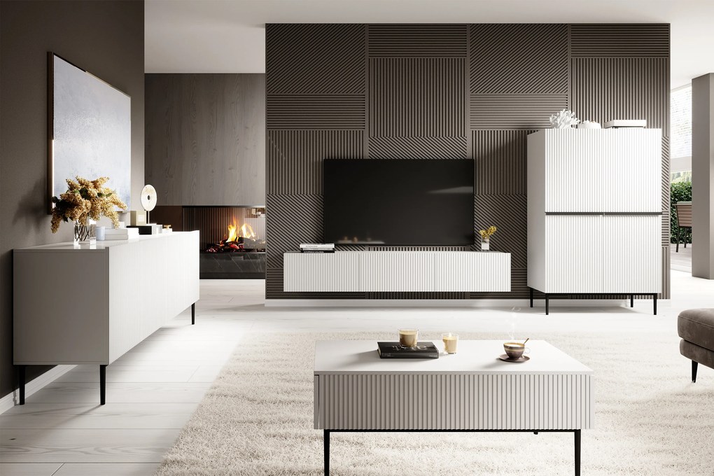 Biela komoda Nicole 200 cm so štyrmi dverami a ryhovaným čelom - biely mat / čierne nohy