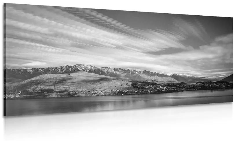 Obraz zapadajúce slnko nad jazerom v čiernobielom prevedení Varianta: 100x50