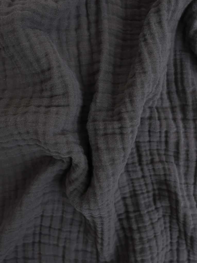 Mušelínová obliečka na vankúš 50 × 70 cm – Alexia sivé