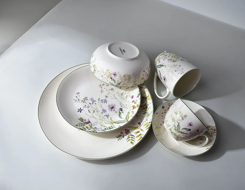 Porcelánový hrnček Faccia Verde 400 ml