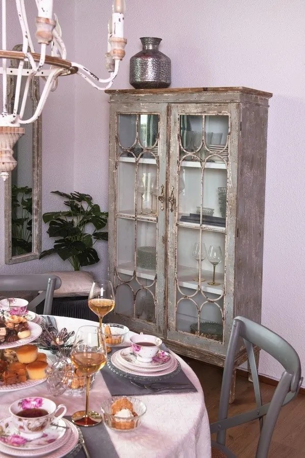 Strieborná kovová váza s reliéfom Marquite - Ø 26 * 34 cm