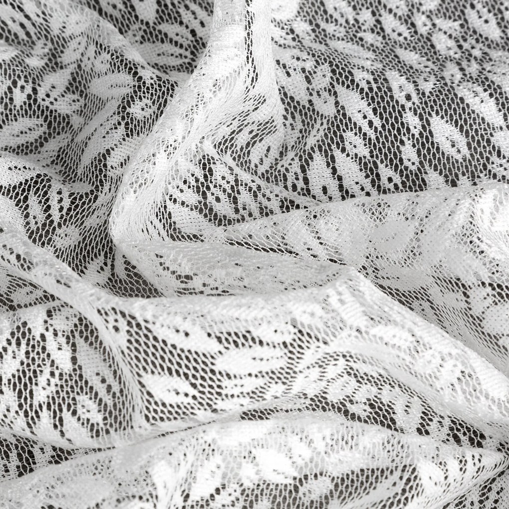 ZÁVES NA KRÚŽKOCH MERA 140X250 CM VZOROVANÁ