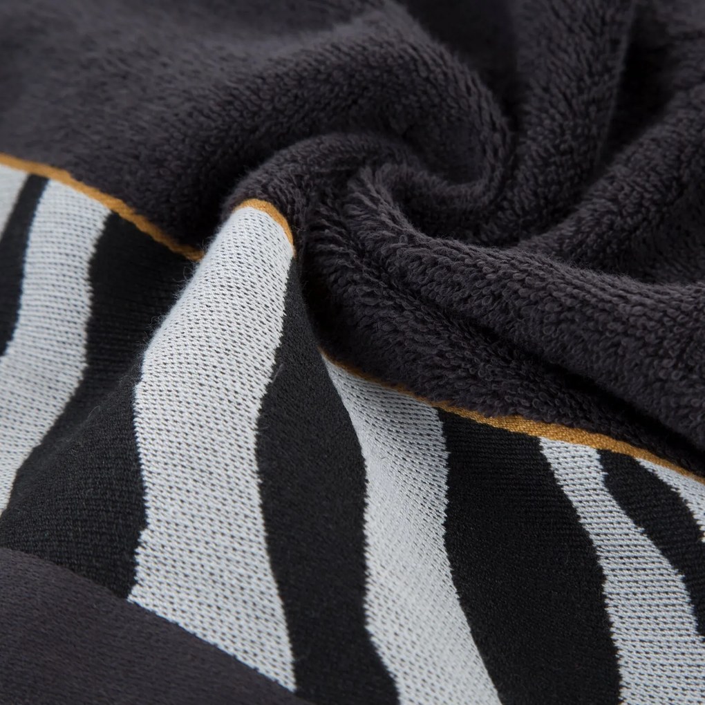 BAVLNENÝ UTERÁK EVA MINGE22 50X90 CM ČIERNA