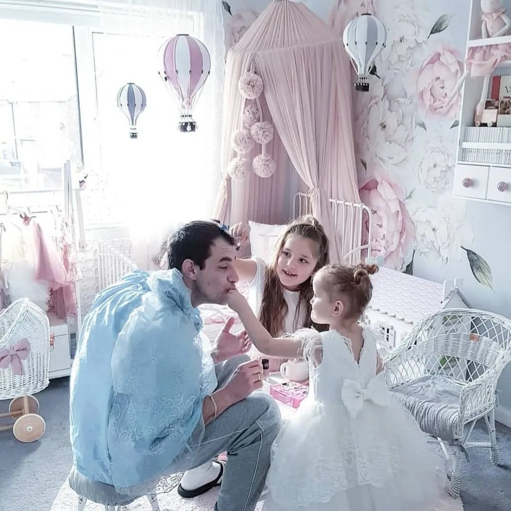 Dekoračný lietajúci balón svetlo sivá – dekorácia do detskej izby L-50cm x 30cm