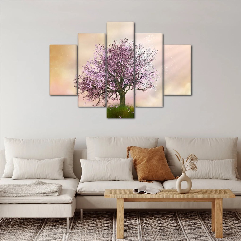 Obraz rozkvitnutého stromu na vrchole kopca (150x105 cm)